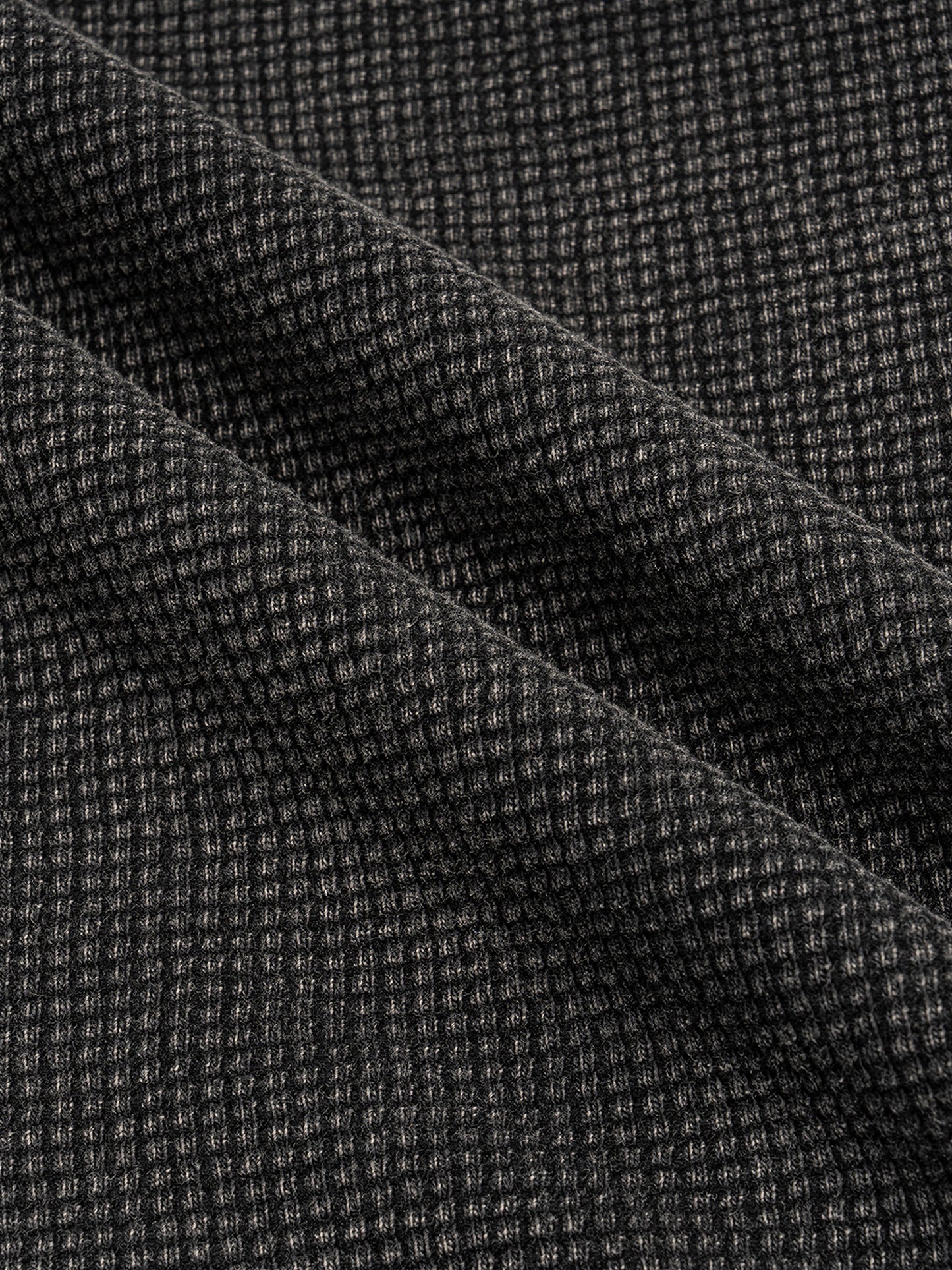 Waffle-Texture hybrid logo t-shirt